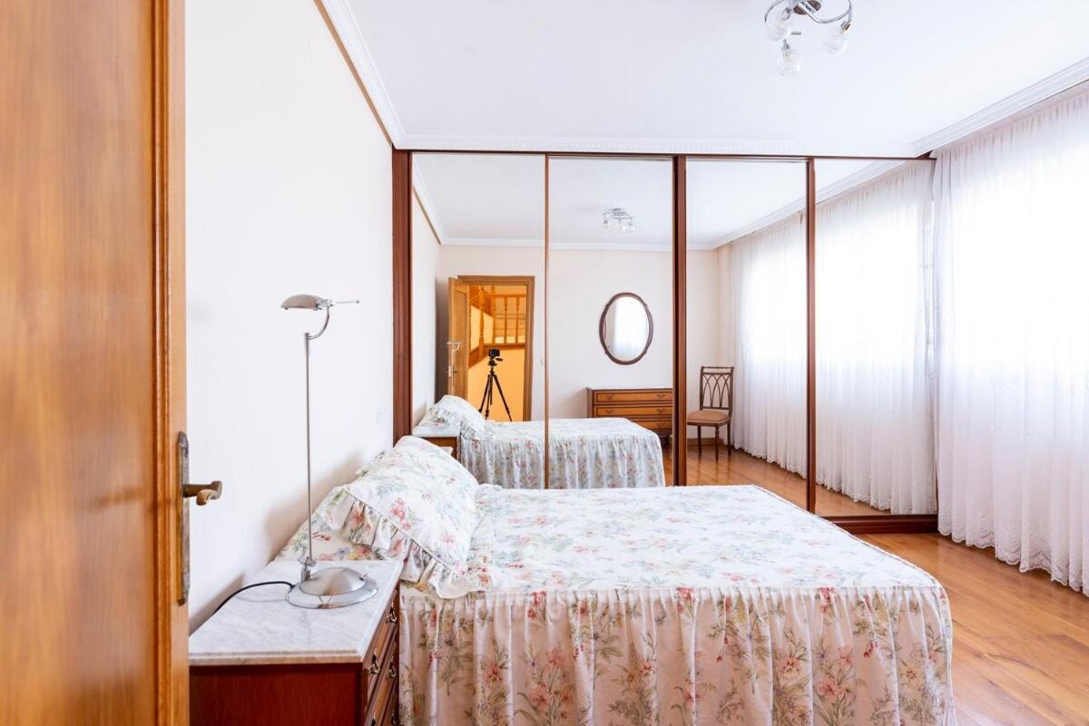 Casa Con Jardin En Gama Vila Bárcena de Cicero Exterior foto