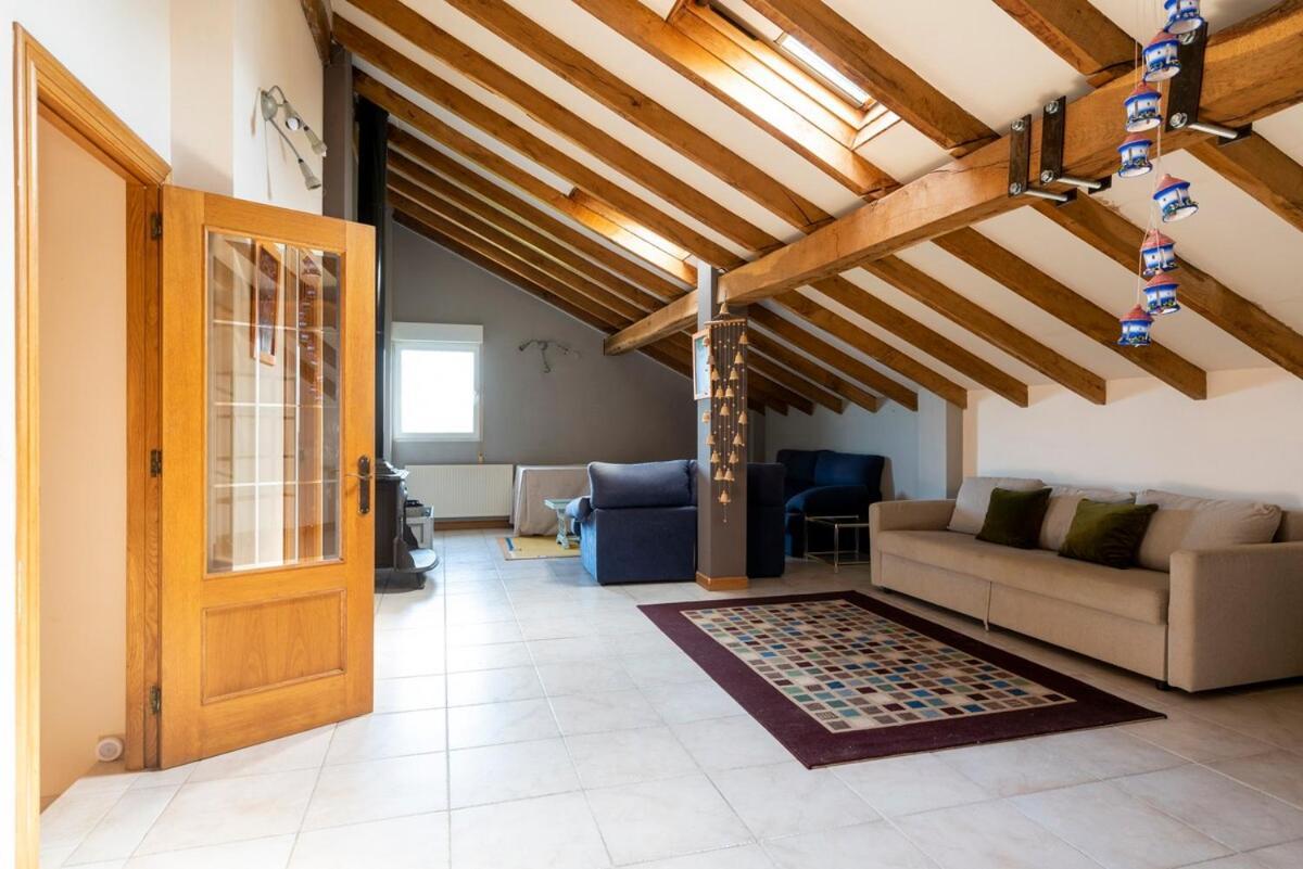 Casa Con Jardin En Gama Vila Bárcena de Cicero Exterior foto
