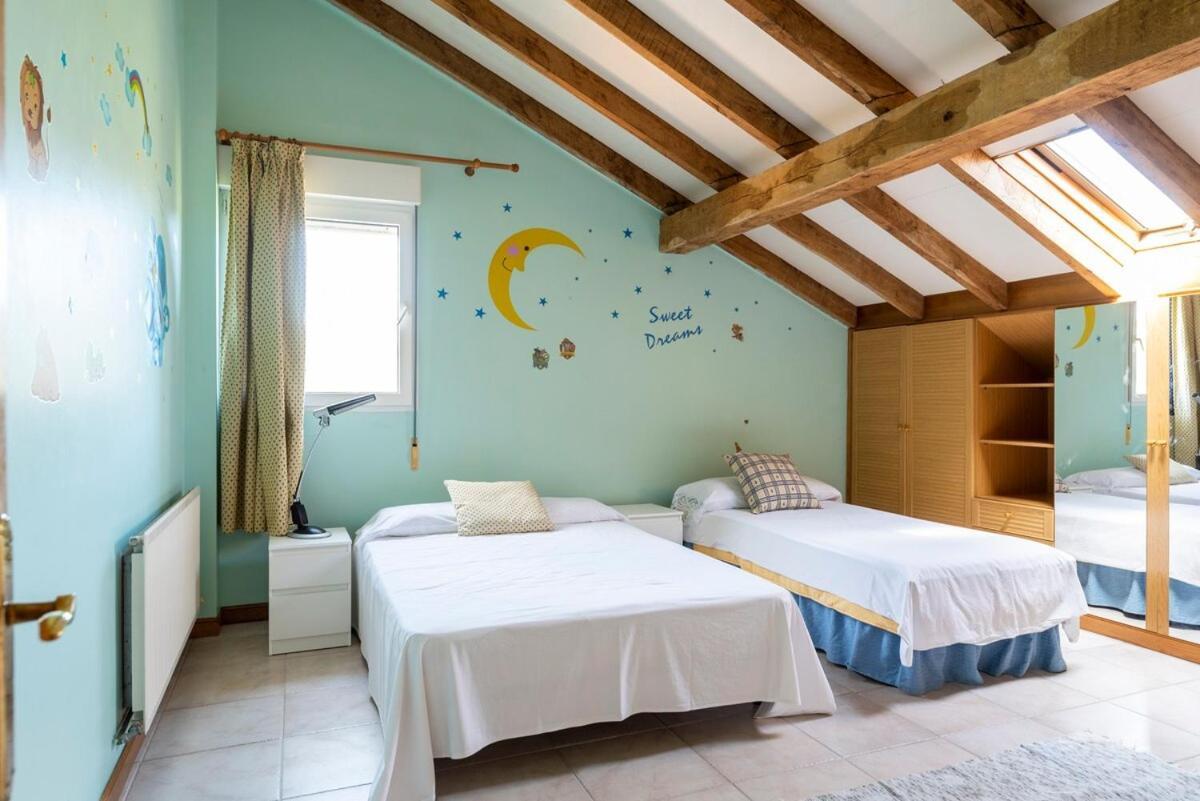 Casa Con Jardin En Gama Vila Bárcena de Cicero Exterior foto